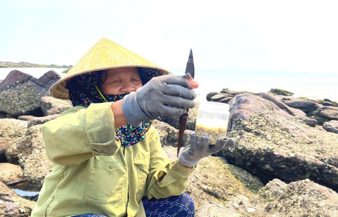 Mỗi nh&aacute;t đục phải thật dứt kho&aacute;t v&agrave; cũng cần ch&iacute;nh x&aacute;c&nbsp;