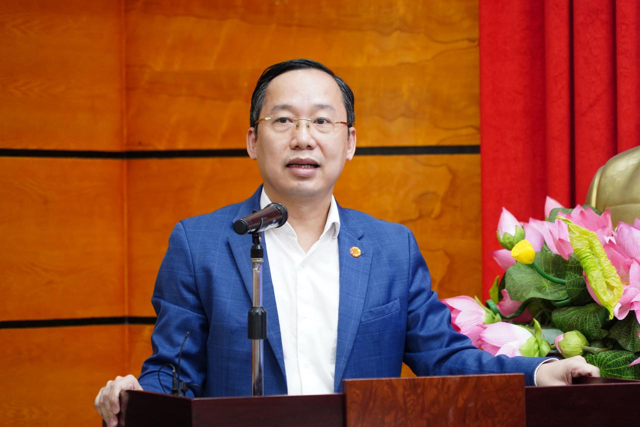 PGS.TS. Trịnh Tiến Việt,&nbsp;Q. Hiệu trưởng Trường Đại học Luật, Đại học Quốc gia H&agrave; Nội ph&aacute;t biểu tại Hội thảo.