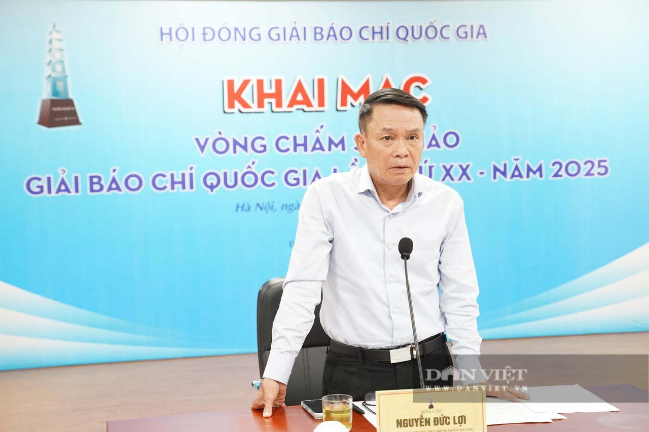 &Ocirc;ng Nguyễn Đức Lợi, Ph&oacute; Chủ tịch Thường trực Hội Nh&agrave; b&aacute;o Việt Nam, Chủ tịch Hội đồng sơ khảo, ph&aacute;t biểu tại lễ khai mạc. Ảnh: Xu&acirc;n Huy.