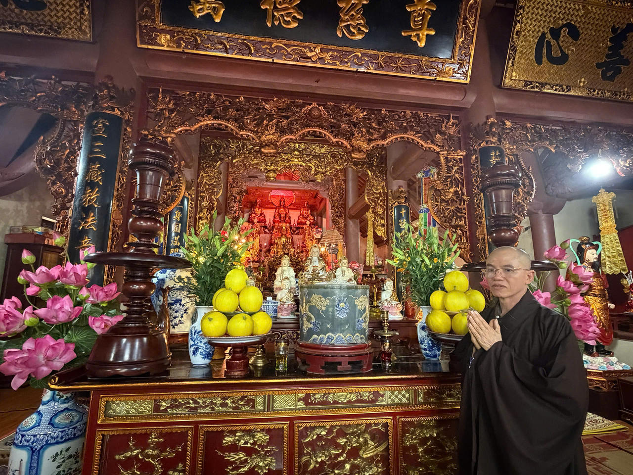 Thượng tọa Th&iacute;ch Thanh T&ugrave;ng, Ủy vi&ecirc;n thường trực, Ph&oacute; Thư k&yacute;, Ph&oacute; Ch&aacute;nh văn ph&ograve;ng Ban Trị sự Phật gi&aacute;o tỉnh Hưng Y&ecirc;n, Trưởng tử của H&ograve;a Thượng cho biết: &ldquo;Ngay cả khi tuổi đ&atilde; cao, Trưởng l&atilde;o H&ograve;a thượng vẫn lu&ocirc;n n&ecirc;u cao tinh thần tu học, l&agrave; bậc thầy khả k&iacute;nh cho c&aacute;c tăng ni, phật tử&rdquo;.