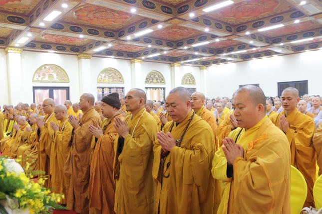 Theo chương tr&igrave;nh tang lễ, lễ viếng ch&iacute;nh thức diễn ra từ 10h30 ng&agrave;y 19/4 đến hết ng&agrave;y 20/4. Lễ truy niệm được cử h&agrave;nh v&agrave;o 8h ng&agrave;y 21/4, sau đ&oacute; cung thỉnh kim quan Trưởng l&atilde;o H&ograve;a thượng nhập bảo th&aacute;p tại ch&ugrave;a Đo&agrave;i L&acirc;m.