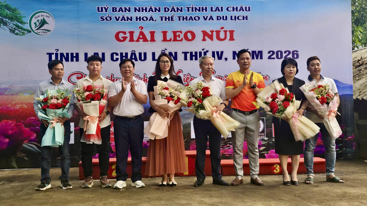 Ban Tổ chức tri &acirc;n c&aacute;c nh&agrave; t&agrave;i trợ