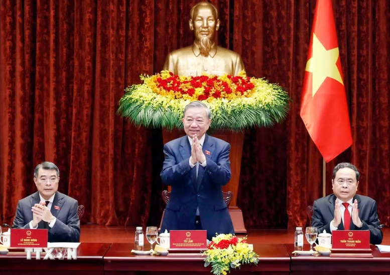 Tiếp tục đổi mới căn bản tư duy về c&ocirc;ng t&aacute;c d&acirc;n tộc v&agrave; ch&iacute;nh s&aacute;ch d&acirc;n tộc- Ảnh 1.