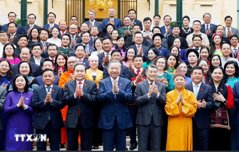 Tiếp tục đổi mới căn bản tư duy về c&ocirc;ng t&aacute;c d&acirc;n tộc v&agrave; ch&iacute;nh s&aacute;ch d&acirc;n tộc- Ảnh 6.