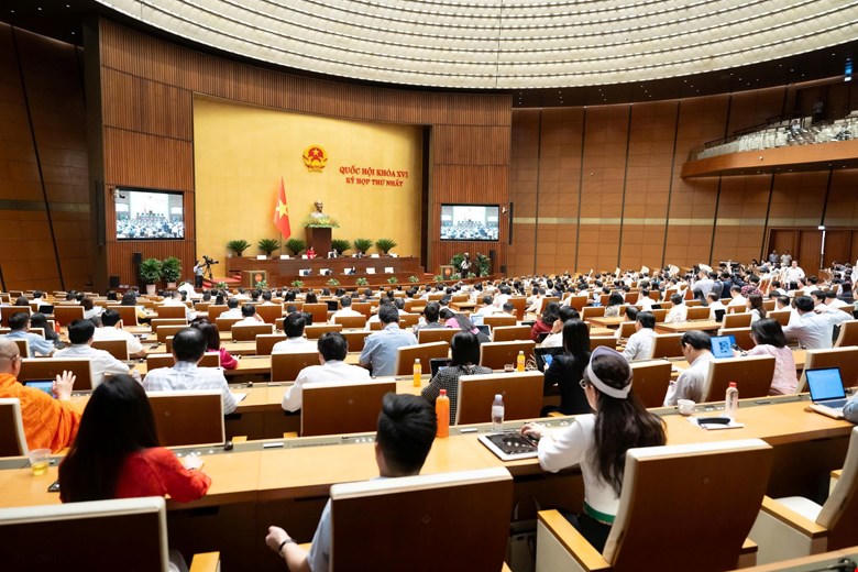 Quang cảnh phi&ecirc;n họp.