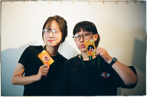 Sinh vi&ecirc;n thế hệ mới t&iacute;ch cực - năng động - s&aacute;ng tạo với c&aacute;c hoạt động b&ecirc;n ngo&agrave;i. (Ảnh: Film Gặp Thời).