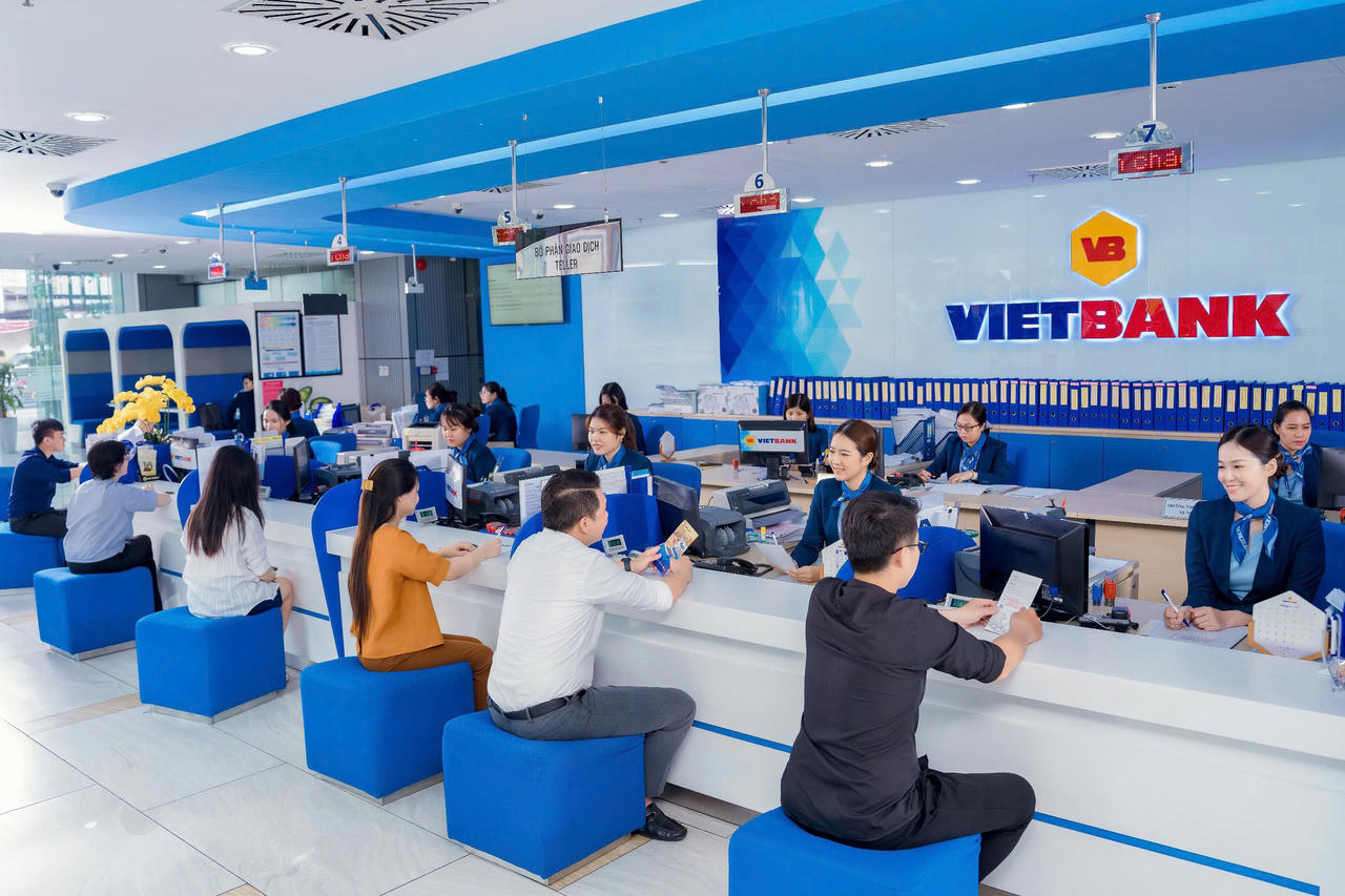 Vietbank (VBB): Tr&igrave;nh phương &aacute;n l&atilde;i 2.100 tỷ đồng, tăng vốn qua 3 đợt v&agrave; chuyển s&agrave;n HOSE