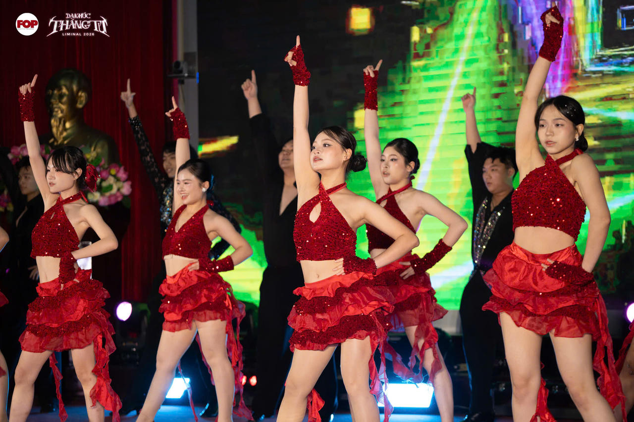 Tiết mục nhảy Dancesport mang đậm dấu ấn t&agrave;i năng của sinh vi&ecirc;n trường B&aacute;o. (Ảnh: BTC)