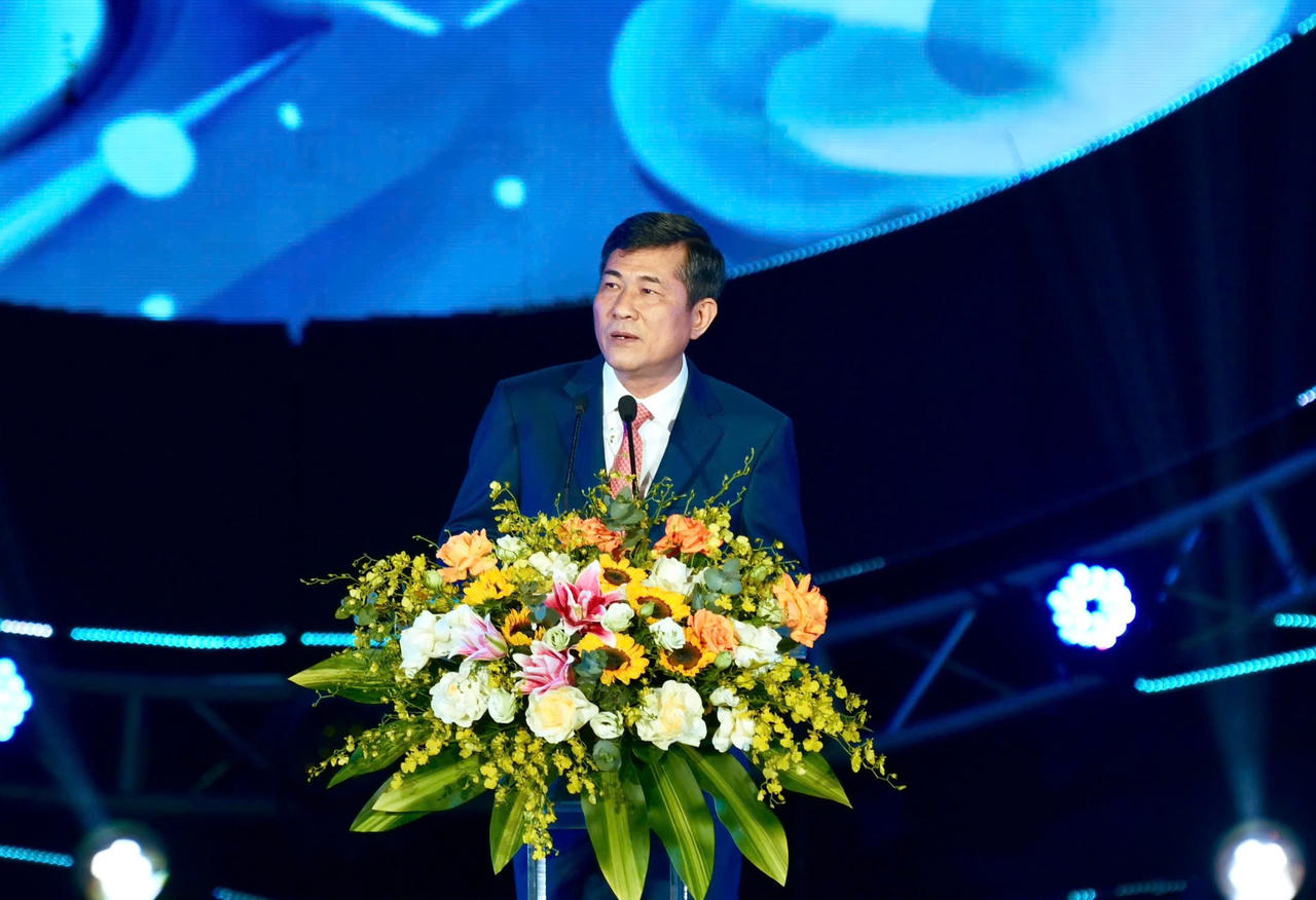 Ph&oacute; Chủ tịch UBND tỉnh Nghệ An Th&aacute;i Văn Th&agrave;nh ph&aacute;t biểu khai mạc. Ảnh: V&otilde; Kh&aacute;nh