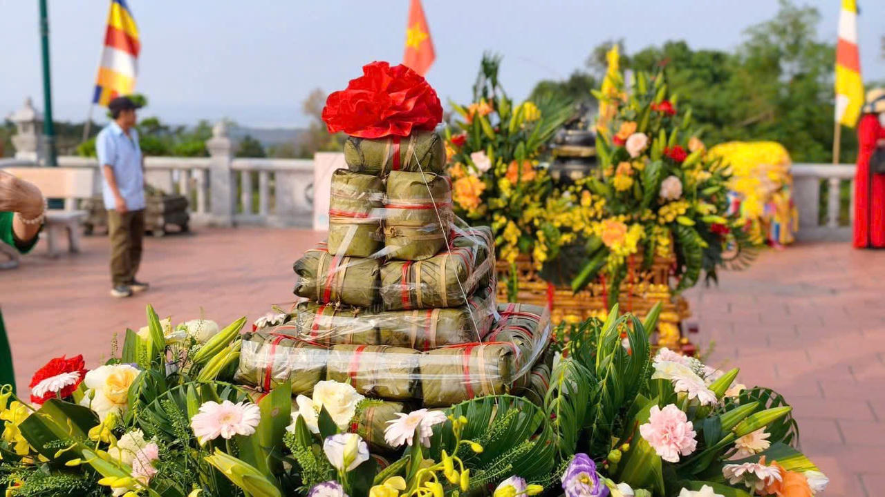 Đại lễ&nbsp;Lan tỏa đạo l&yacute; &ldquo;uống nước nhớ nguồn&rdquo; trong nhịp sống đương đại