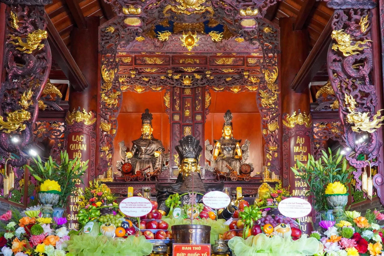 Khu thờ tưởng nhớ c&ocirc;ng dựng nước của c&aacute;c Vua H&ugrave;ng