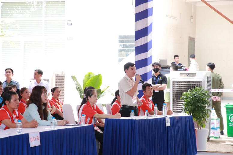 Tổng B&iacute; thư, Chủ tịch nước T&ocirc; L&acirc;m thăm, gặp gỡ, động vi&ecirc;n c&ocirc;ng nh&acirc;n, người lao động ở TPHCM- Ảnh 7.