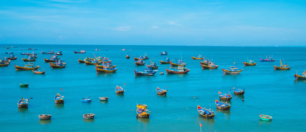 Biển Mũi N&eacute; hội đủ yếu tố để thu h&uacute;t du kh&aacute;ch đến trải nghiệm.