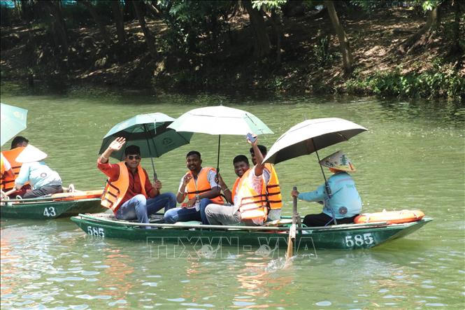 Ch&uacute; th&iacute;ch ảnh