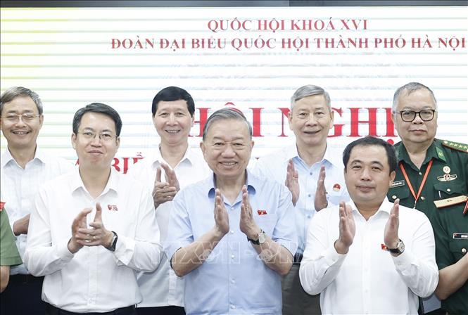 Ch&uacute; th&iacute;ch ảnh
