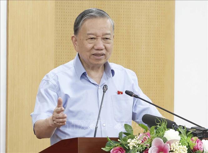 Ch&uacute; th&iacute;ch ảnh