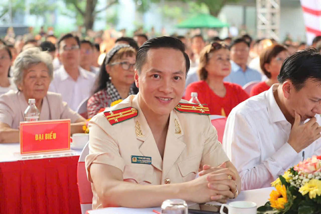 Thượng t&aacute; Đặng Việt Hưng - Trưởng Cơ quan đại diện Cục Truyền th&ocirc;ng C&ocirc;ng an nh&acirc;n d&acirc;n tại TP Hồ Ch&iacute; Minh (Cục Truyền th&ocirc;ng C&ocirc;ng an nh&acirc;n d&acirc;n -  Bộ C&ocirc;ng an). (Ảnh: NVCC)