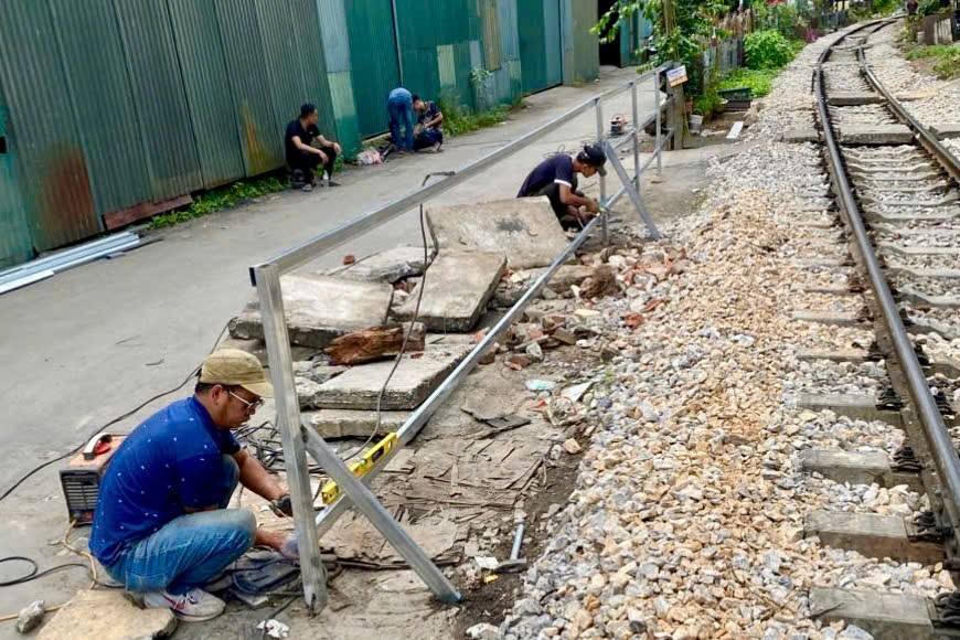 Xóa bỏ các lối đi tự mở trên tuyến đường sắt Bắc – Nam qua địa bàn Hà Nội