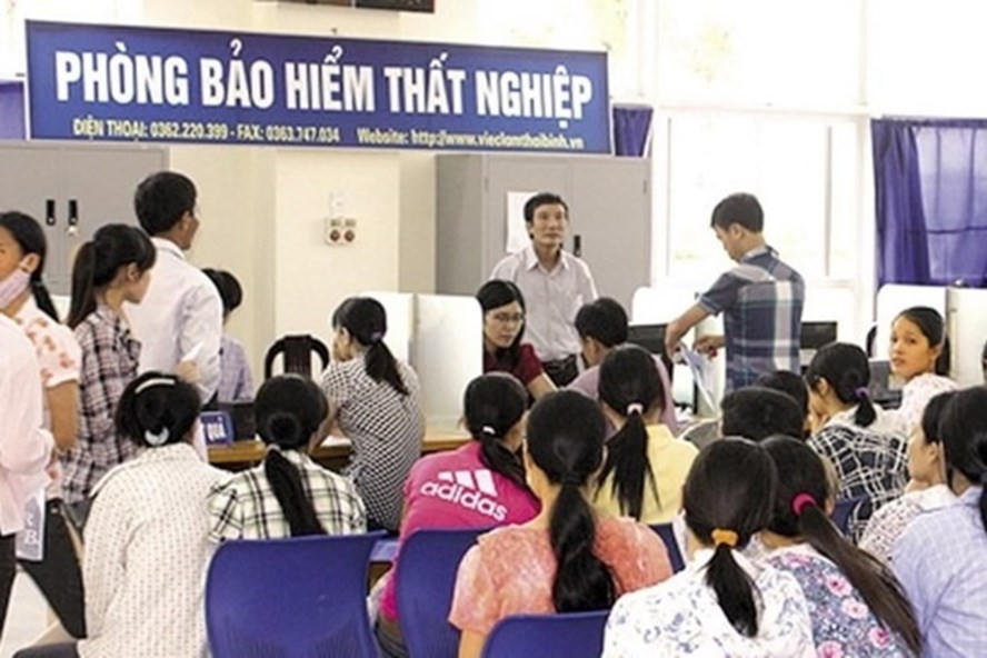 &nbsp;Để BHTN thực sự l&agrave; &ldquo;phao cứu sinh&rdquo; cho người lao động cần sự nỗ lực v&agrave; thấu hiểu từ hai ph&iacute;a, cơ quan quản l&yacute; nh&agrave; nước v&agrave; người lao động. Ảnh minh họa. (Nguồn VGP)