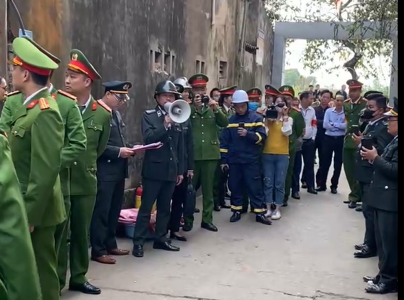 Ảnh minh họa một vụ việc cuỗng chế.