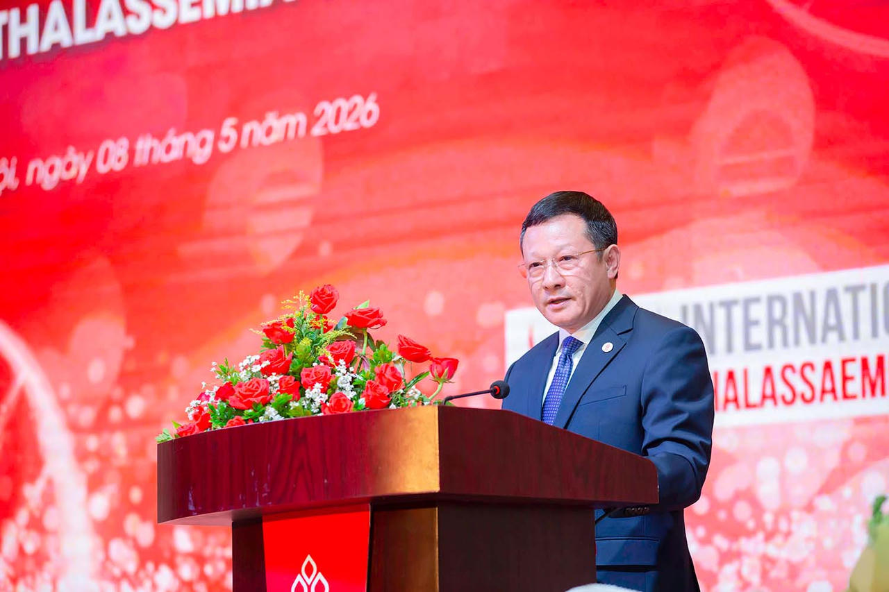PGS.TS Vũ Đức B&igrave;nh - Ph&oacute; viện trưởng Viện Huyết học - Truyền m&aacute;u Trung ương ph&aacute;t biểu tại buổi lễ. (Ảnh: Viện Huyết học - Truyền m&aacute;u Trung ương)