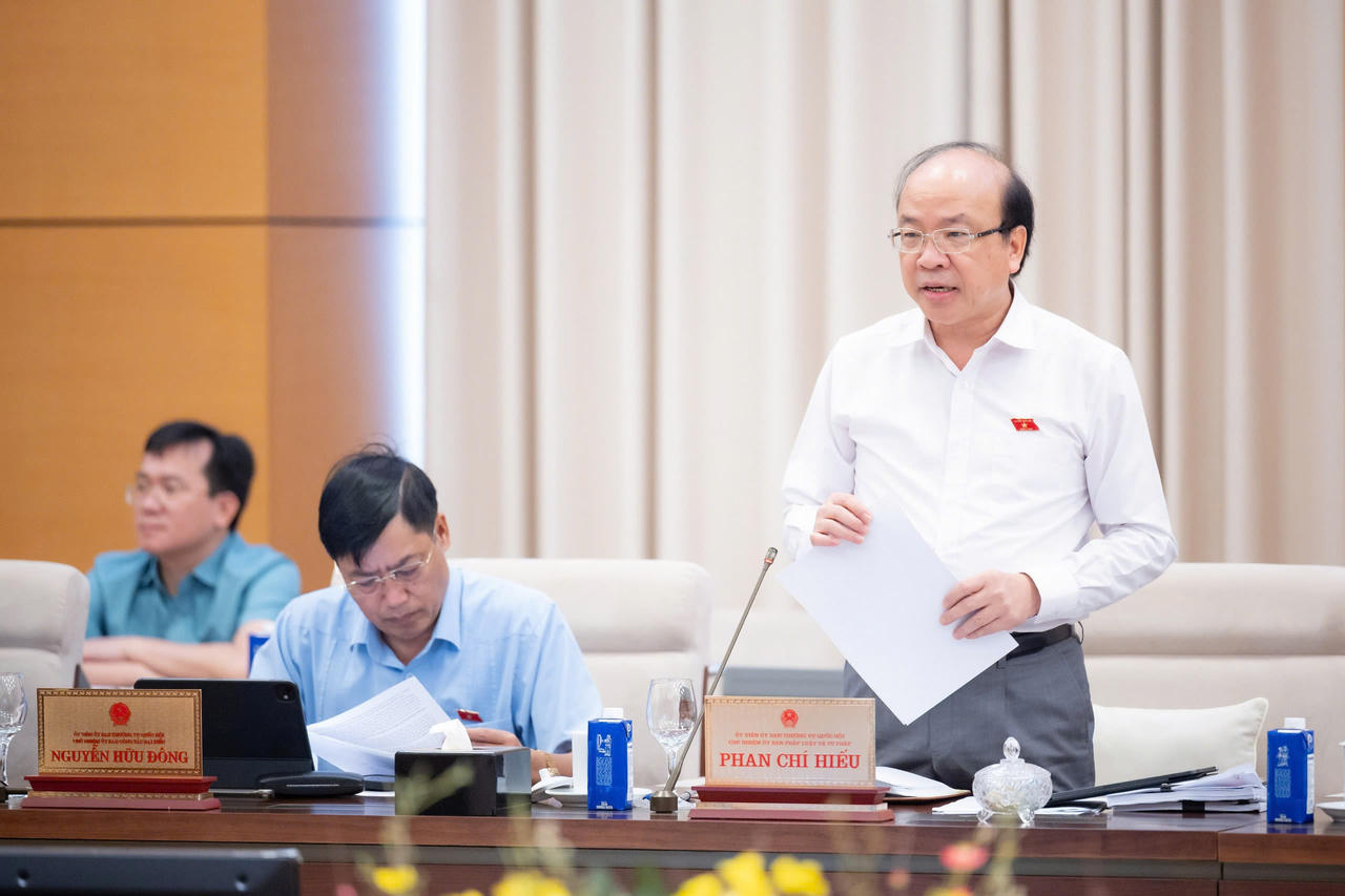 Chủ nhiệm Ủy ban Ph&aacute;p luật v&agrave; Tư ph&aacute;p Phan Ch&iacute; Hiếu.
