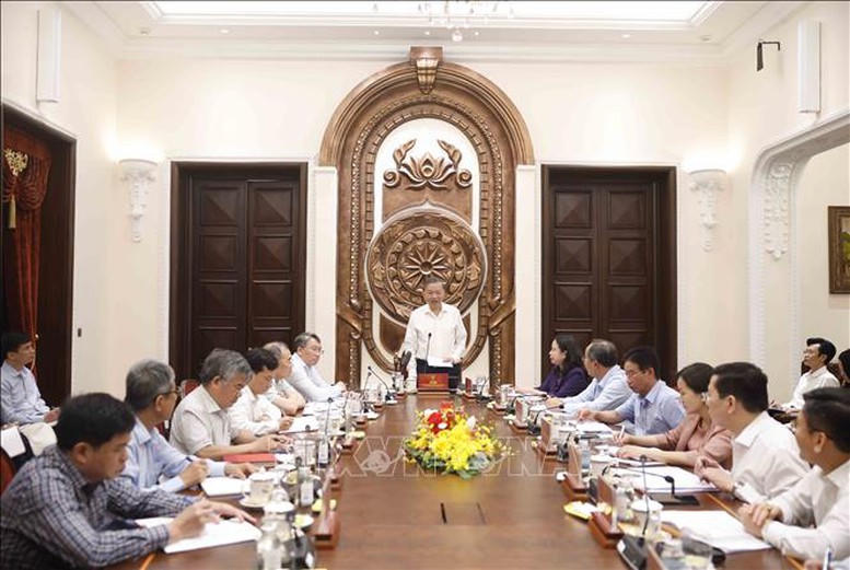 Tổng B&iacute; thư, Chủ tịch nước T&ocirc; L&acirc;m l&agrave;m việc với Văn ph&ograve;ng Chủ tịch nước- Ảnh 3.