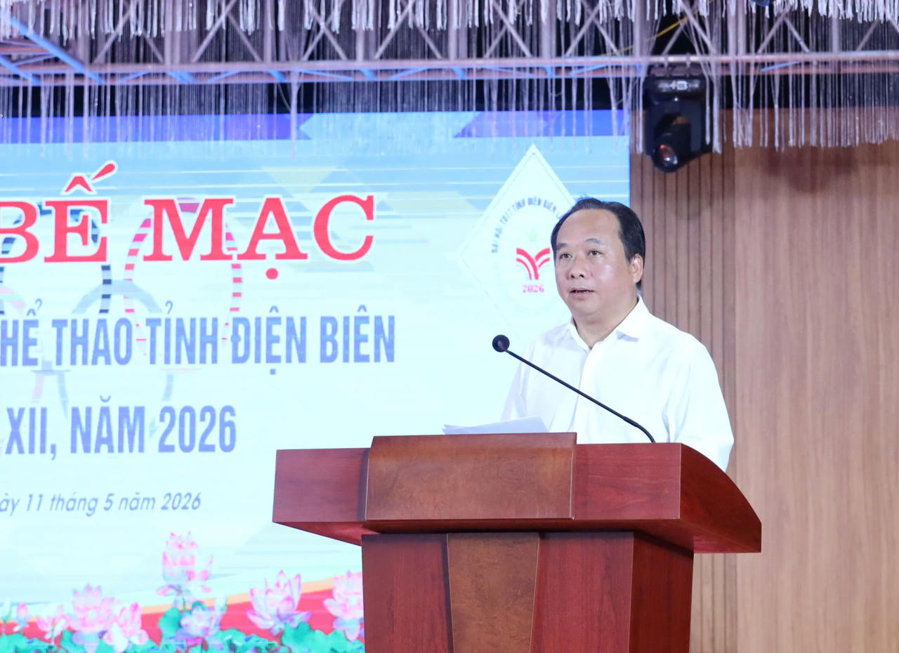 &Ocirc;ng Nguyễn Minh Ph&uacute;, Ph&oacute; Chủ tịch UBND tỉnh Điện Bi&ecirc;n ph&aacute;t biểu tại lễ bế mạc.