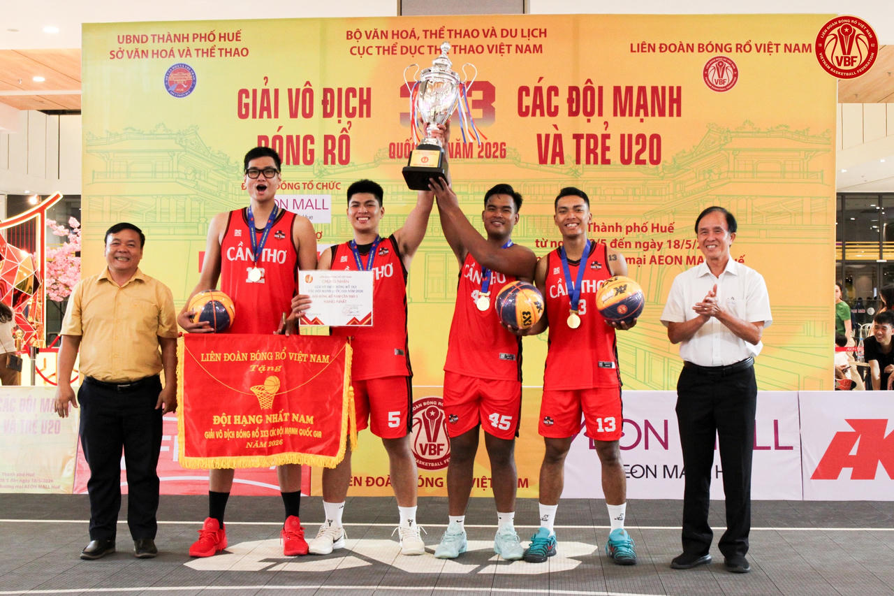 Lần đầu ti&ecirc;n giải đấu quốc gia &ldquo;đổ bộ&rdquo; trung t&acirc;m thương mại