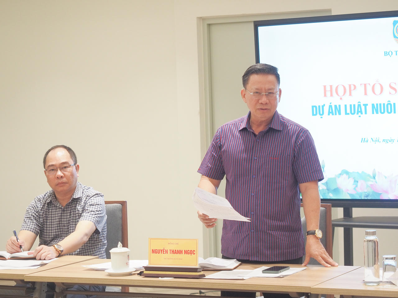Thứ trưởng Nguyễn Thanh Ngọc ph&aacute;t biểu kết luận cuộc họp.