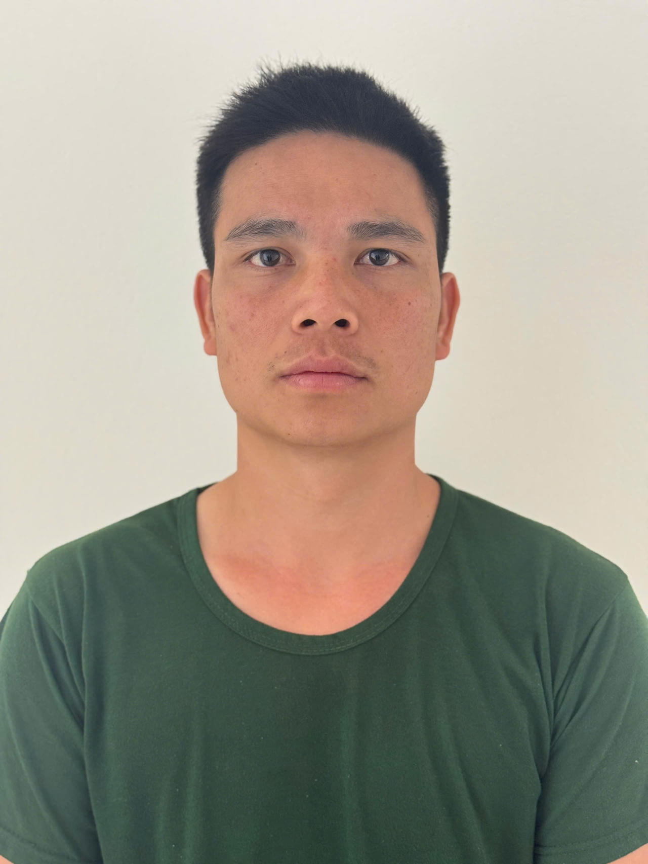 Đối tượng L&ecirc; Đ&igrave;nh Quang