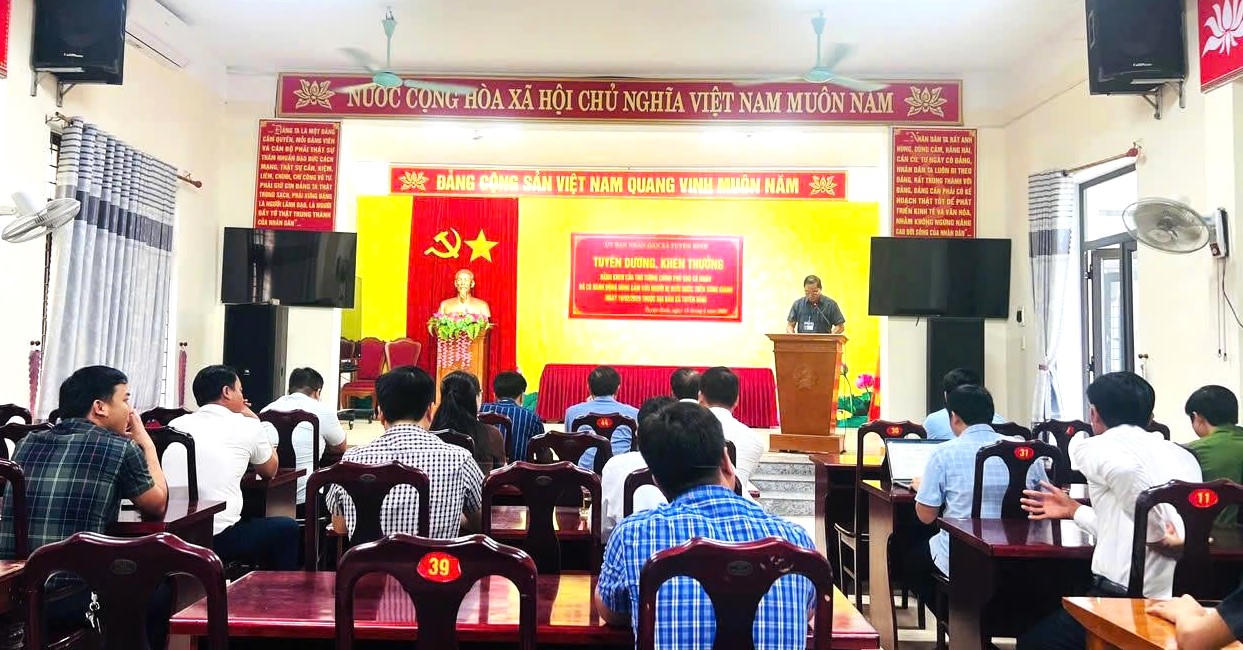 Quang cảnh buổi lễ.