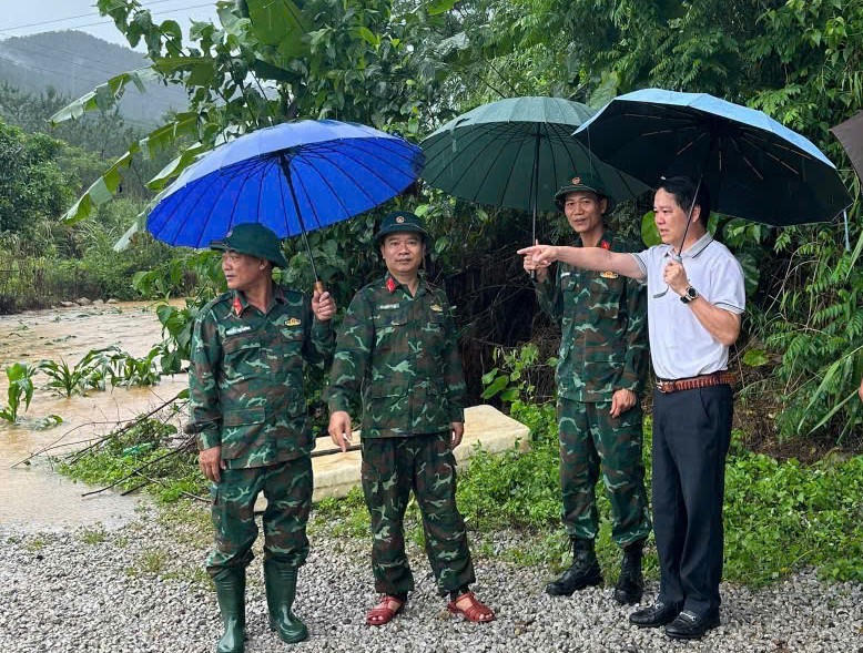 Mưa to gây ngập cục bộ tại Quảng Ninh