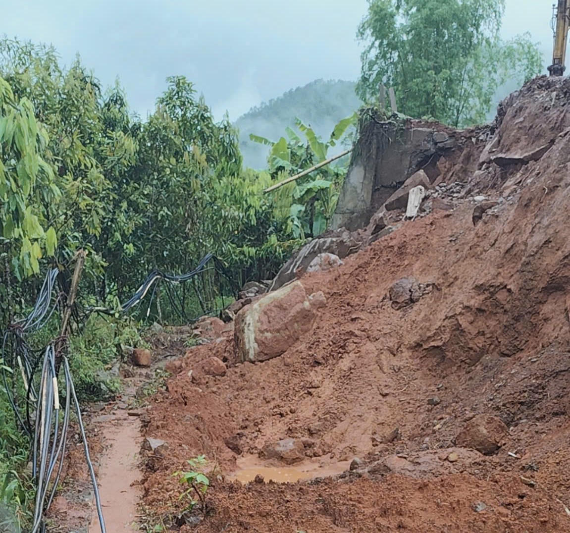 Mưa to gây ngập cục bộ tại Quảng Ninh