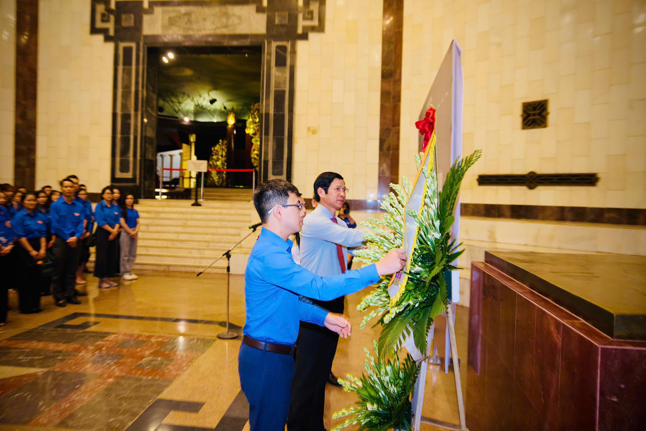 Khơi dậy khát vọng sáng tạo văn hóa trong thanh niên Việt Nam