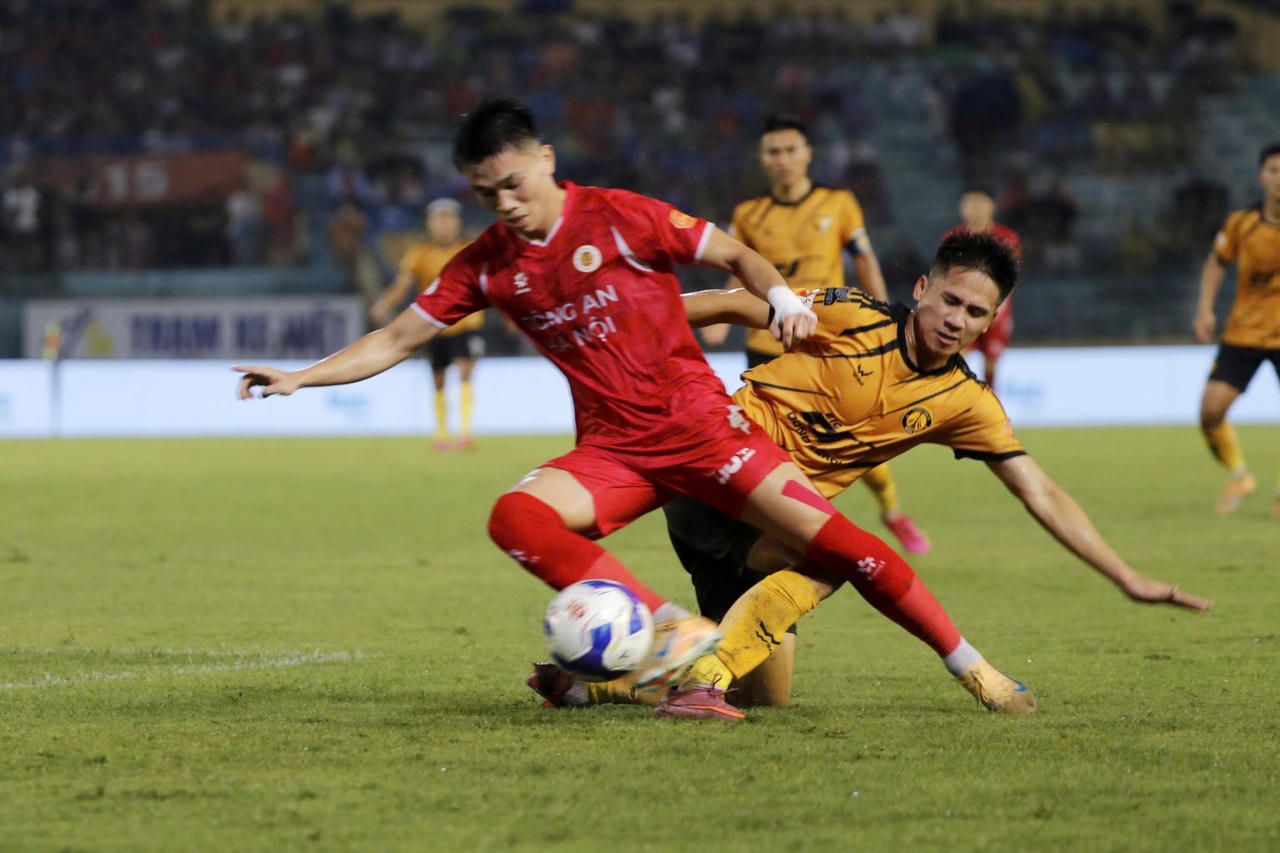 C&ocirc;ng an H&agrave; Nội v&ocirc; địch V.League 2025/26 trước 3 v&ograve;ng đấu