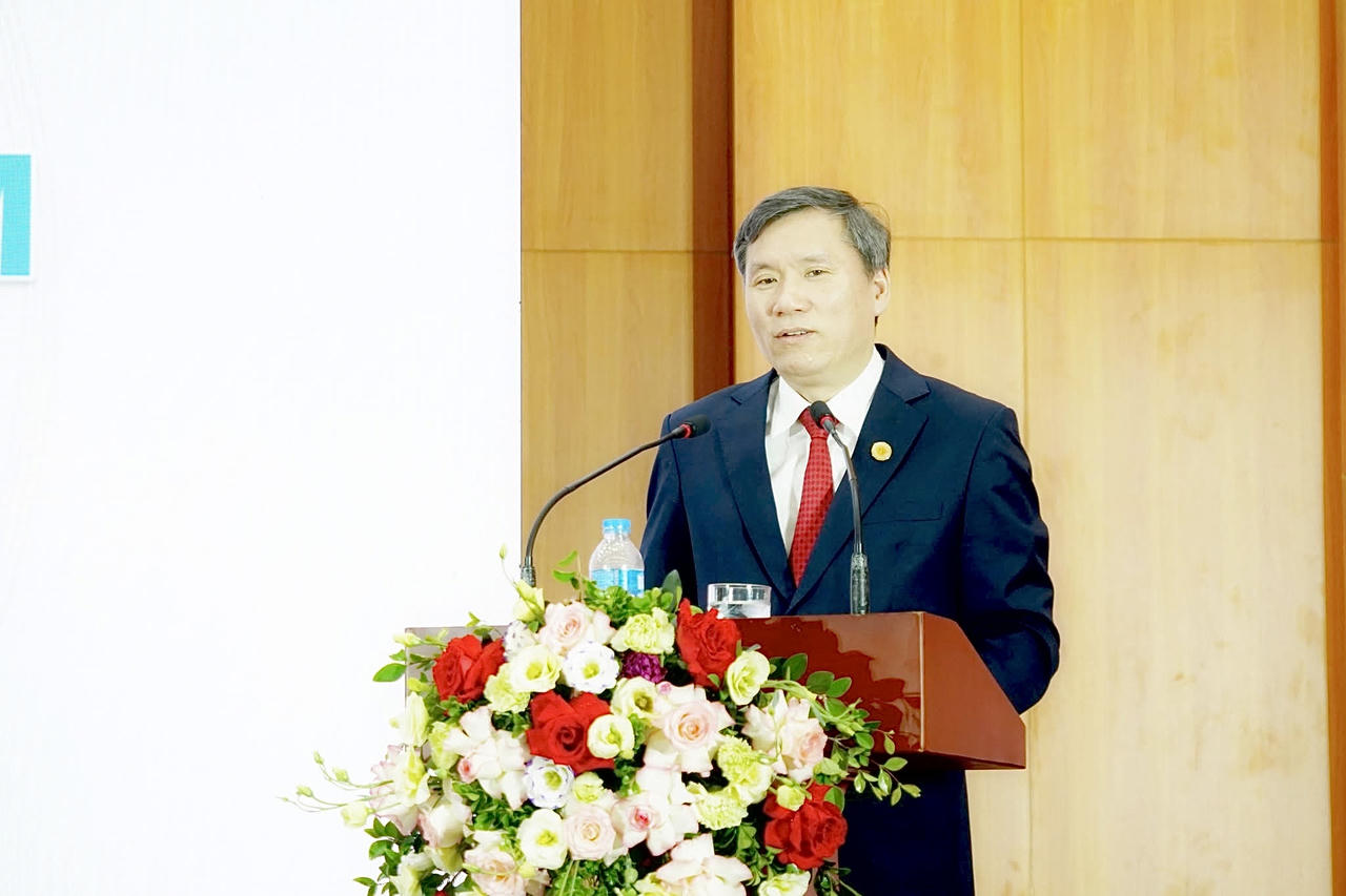 GS.TS L&ecirc; Văn Lợi ph&aacute;t biểu tại  Lễ kỷ niệm.