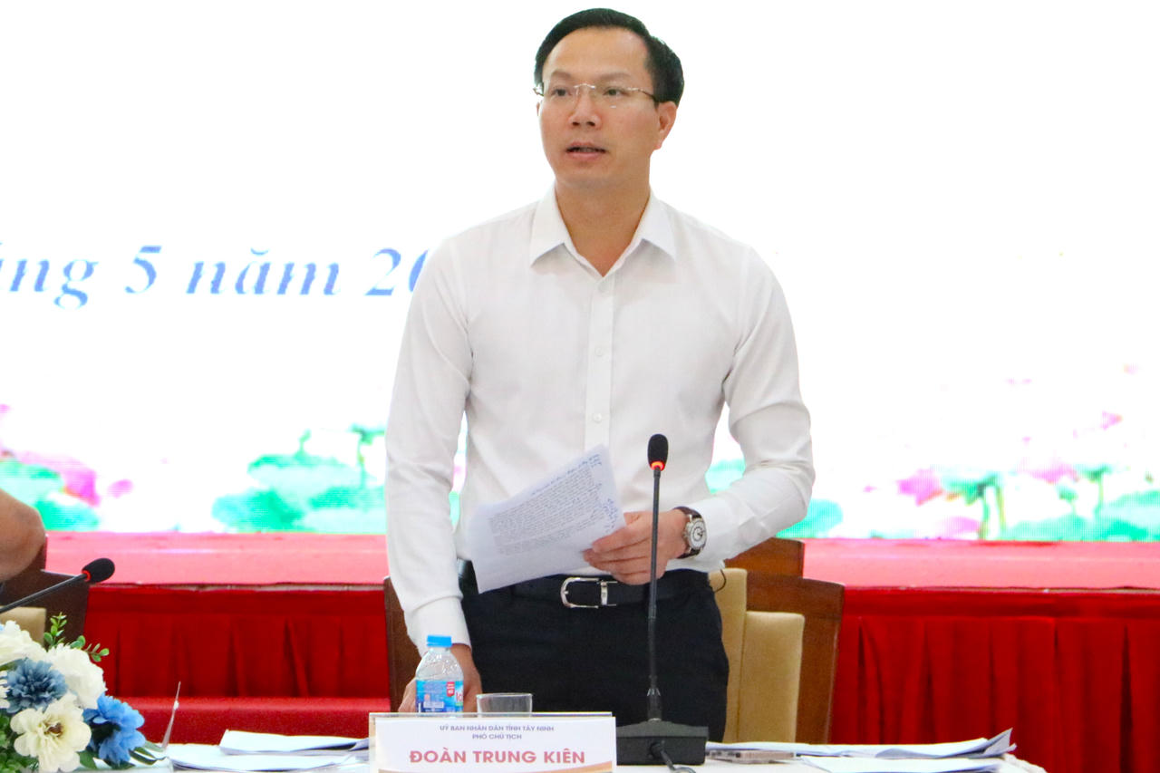 Ph&oacute; Chủ tịch UBND tỉnh T&acirc;y Ninh Đo&agrave;n Trung Ki&ecirc;n ph&aacute;t biểu