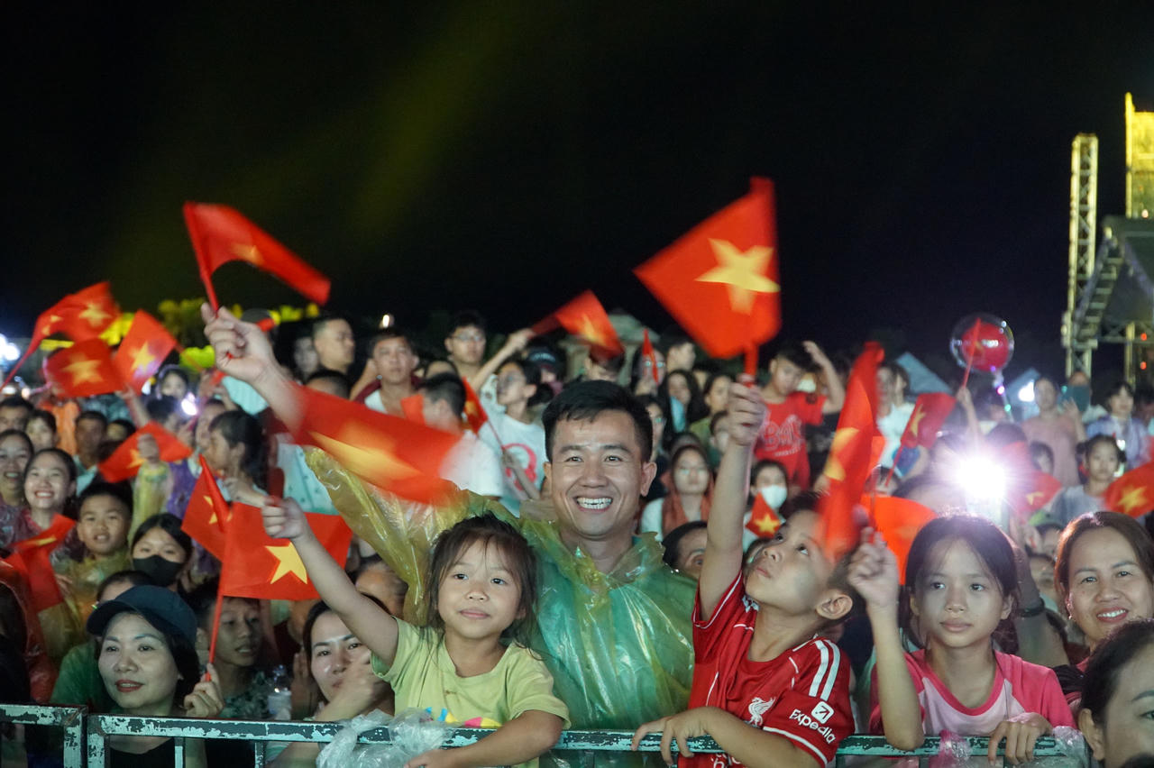 Rực rỡ khai mạc Lễ hội Làng Sen 2026 và công bố Khu du lịch quốc gia Kim Liên