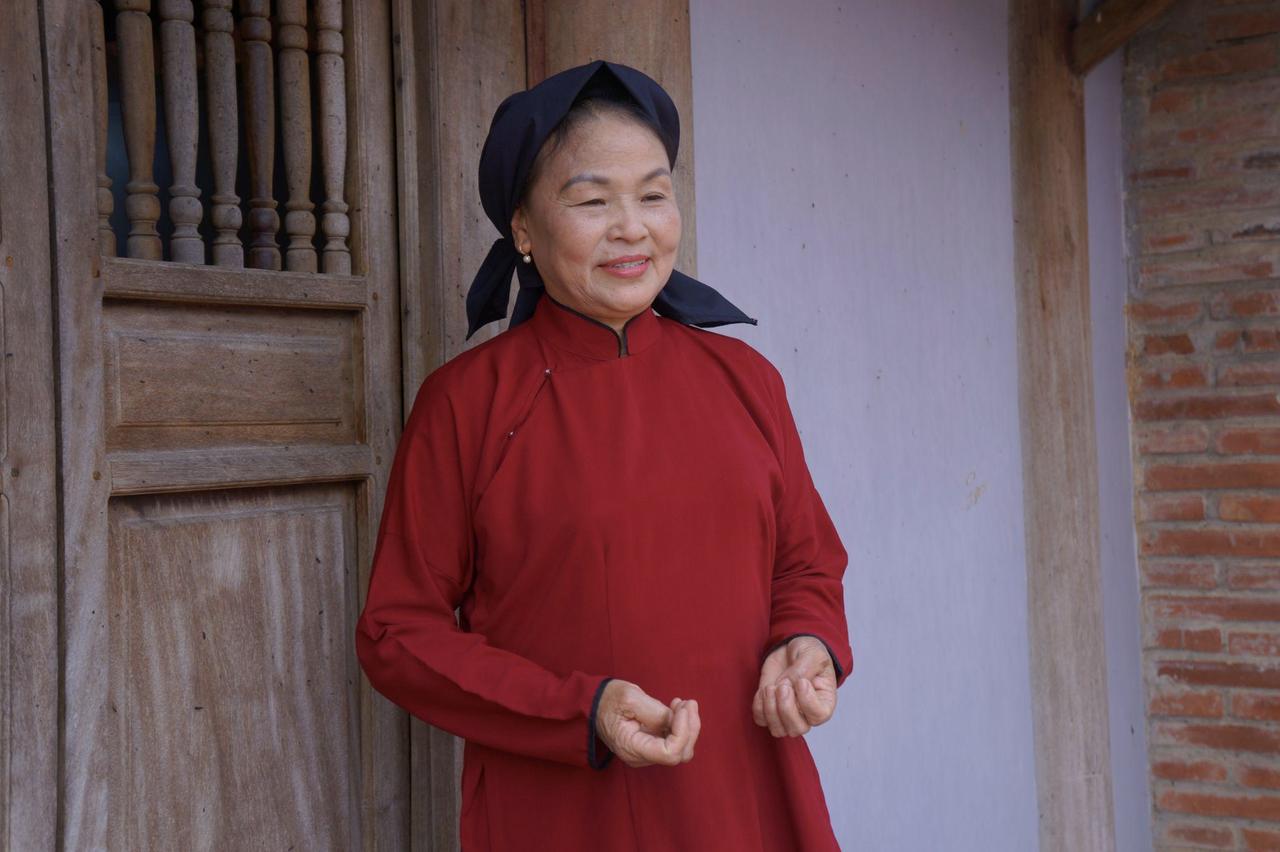 Nghệ nh&acirc;n ưu t&uacute; B&ugrave;i Thị Kiều Nga.