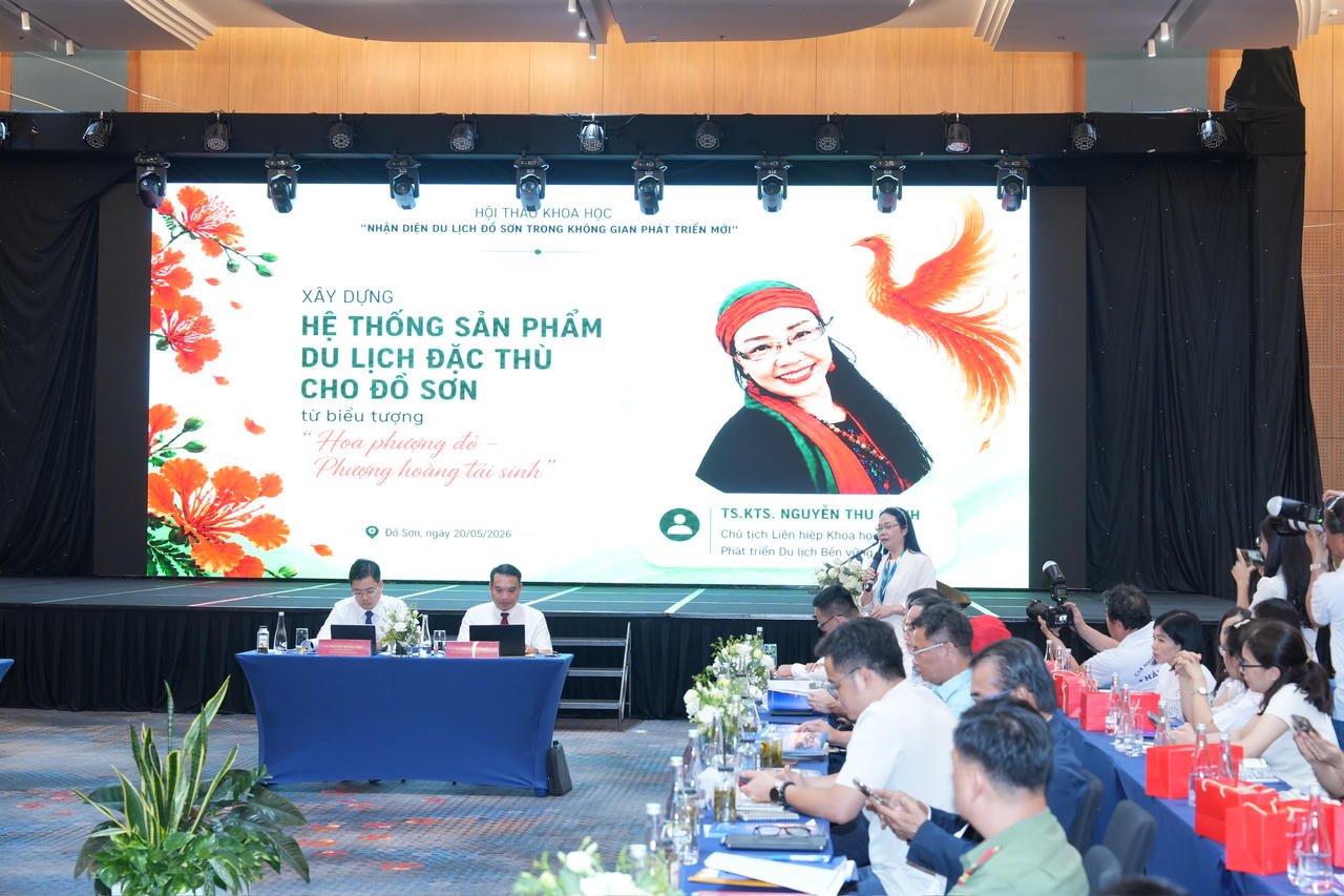 C&aacute;c đại biểu tham luận, đề xuất nhiều giải ph&aacute;p nhằm ph&aacute;t triển Đồ Sơn trở th&agrave;nh trung t&acirc;m du lịch biển hiện đại, đẳng cấp quốc tế.