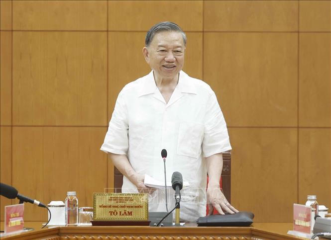 Ch&uacute; th&iacute;ch ảnh