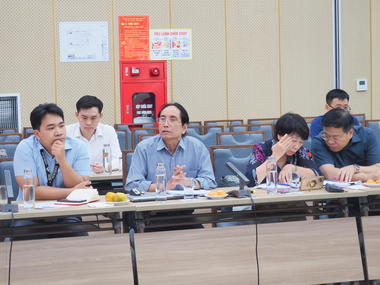 GS.TS Nguyễn Minh Đoan, giảng vi&ecirc;n cao cấp Trường Đại học Luật H&agrave; Nội ph&aacute;t biểu tại Hội thảo.
