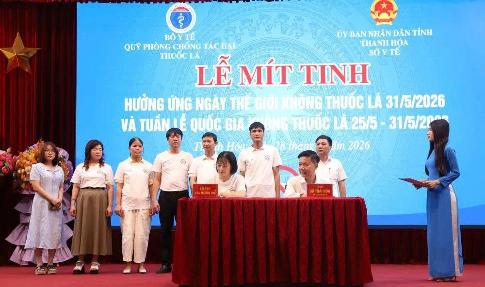 K&yacute; cam kết x&acirc;y dựng m&ocirc;i trường gi&aacute;o dục an to&agrave;n, l&agrave;nh mạnh, kh&ocirc;ng kh&oacute;i thuốc.