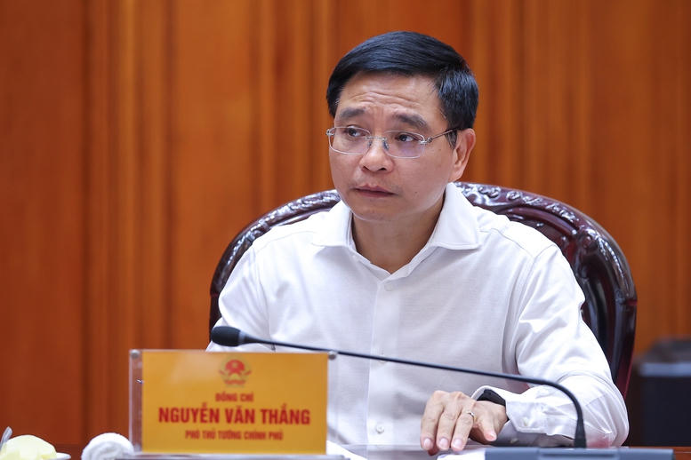 Thủ tướng: Tạo cơ chế đột ph&aacute; để nhanh ch&oacute;ng c&oacute; một số sản phẩm chủ chốt của Trung t&acirc;m t&agrave;i ch&iacute;nh quốc tế- Ảnh 5.