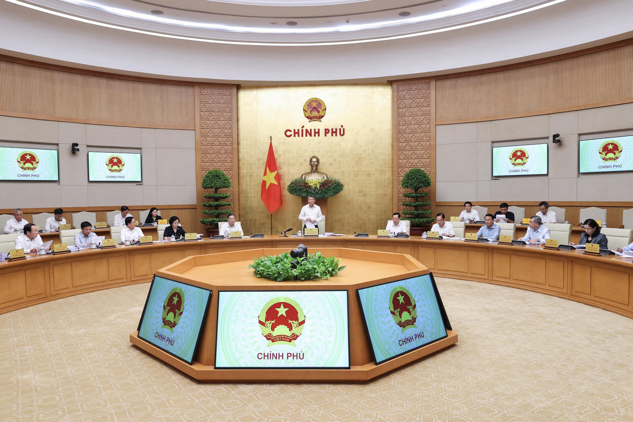 To&agrave;n cảnh phi&ecirc;n họp. Ảnh: VGP.