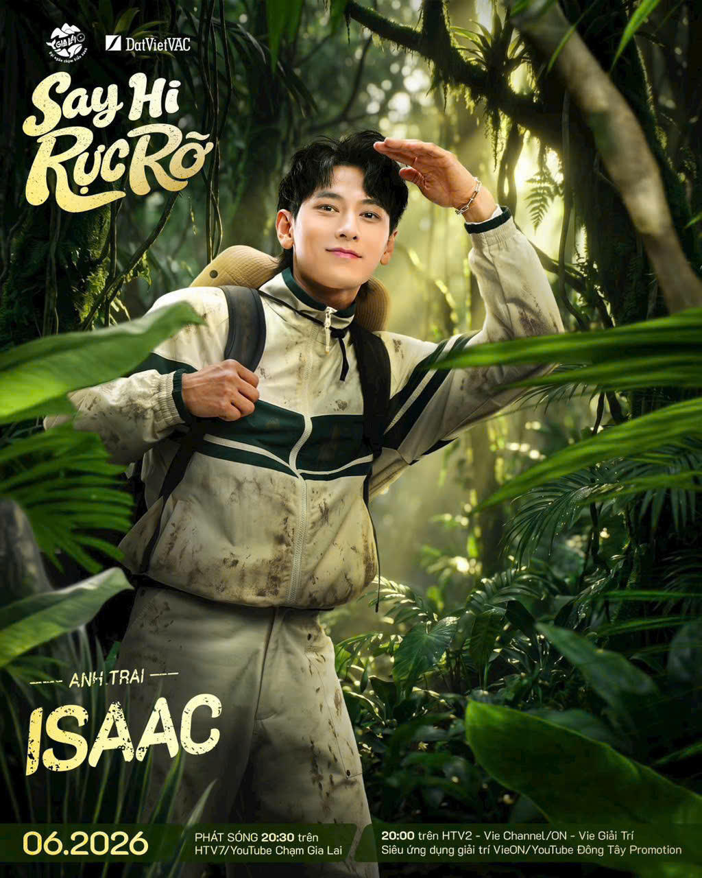 Isaac g&oacute;p mặt trong d&agrave;n nghệ sĩ của &ldquo;Say Hi Rực Rỡ&rdquo;.
