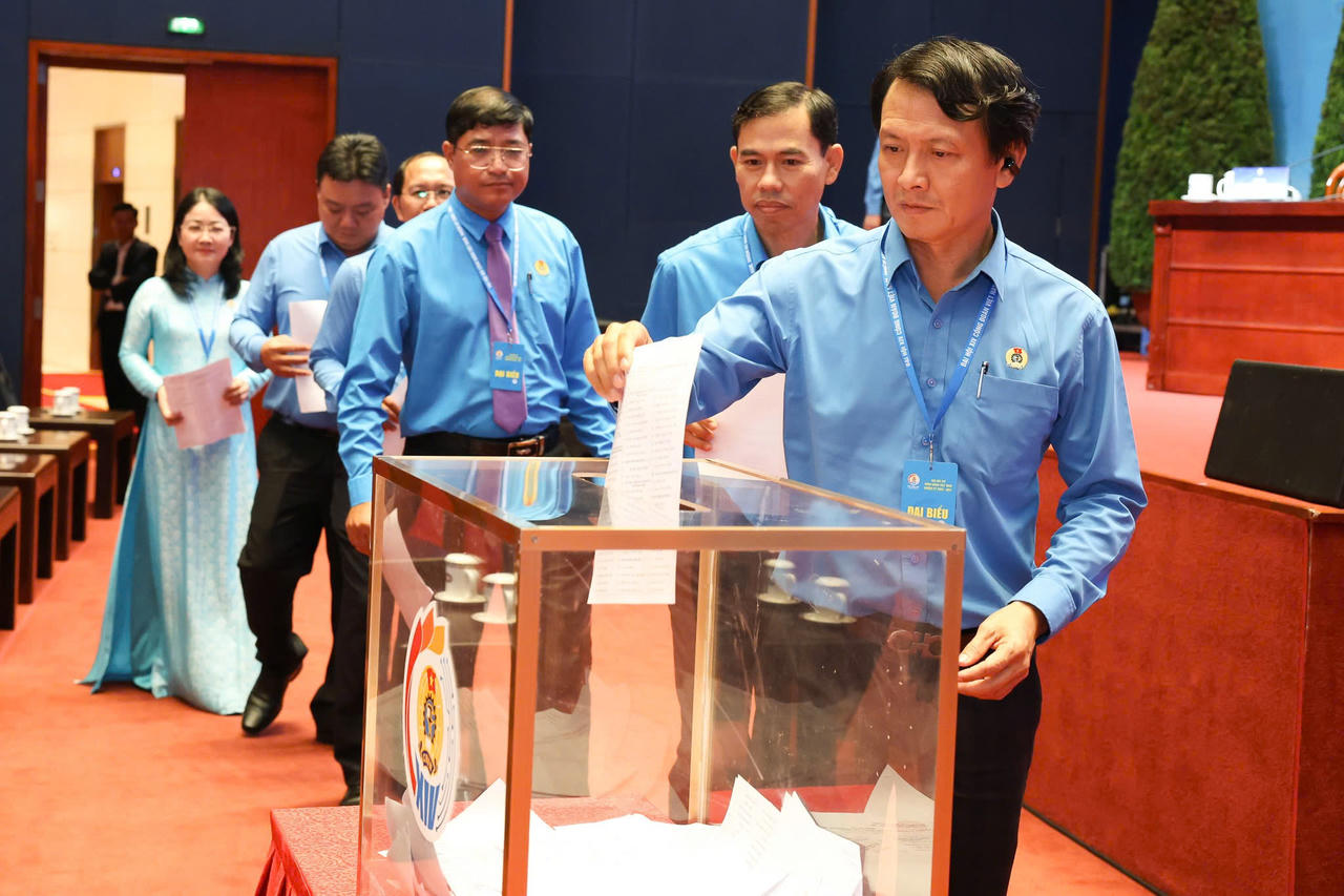 Bế mạc Đại hội XIV Công đoàn Việt Nam nhiệm kỳ 2026-2031