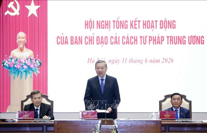 Ch&uacute; th&iacute;ch ảnh