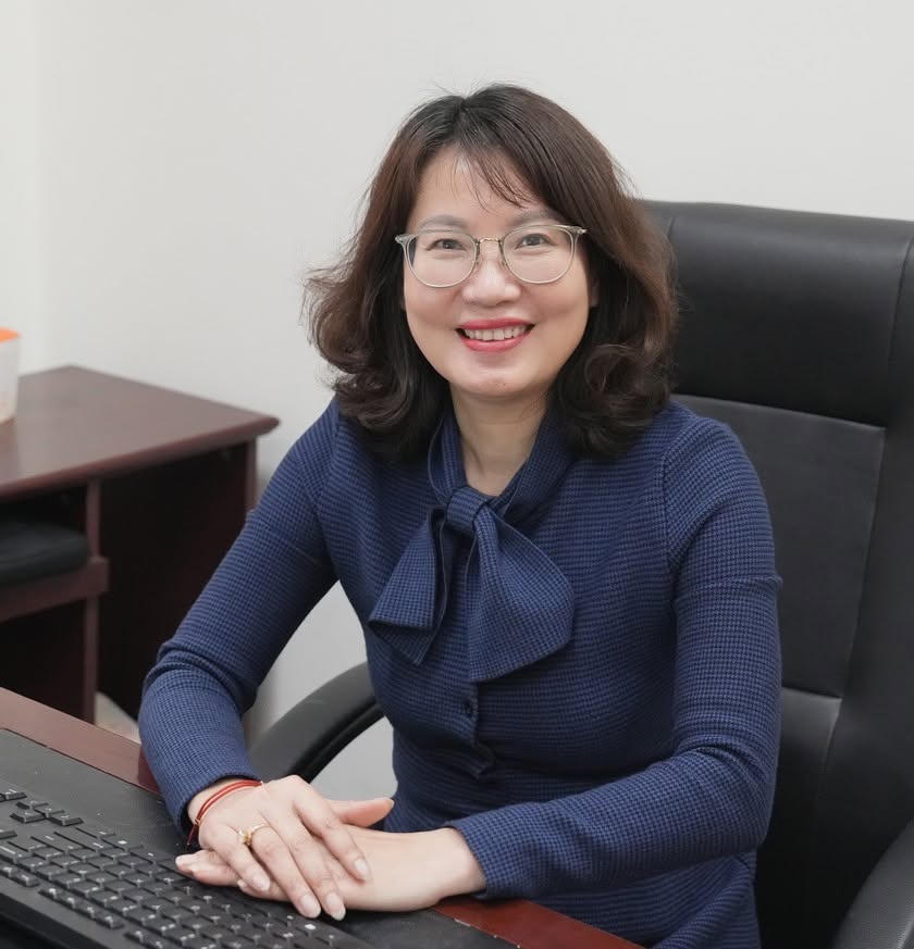 Vụ trưởng Vụ Tổ chức c&aacute;n bộ Phan Thị Hồng H&agrave;